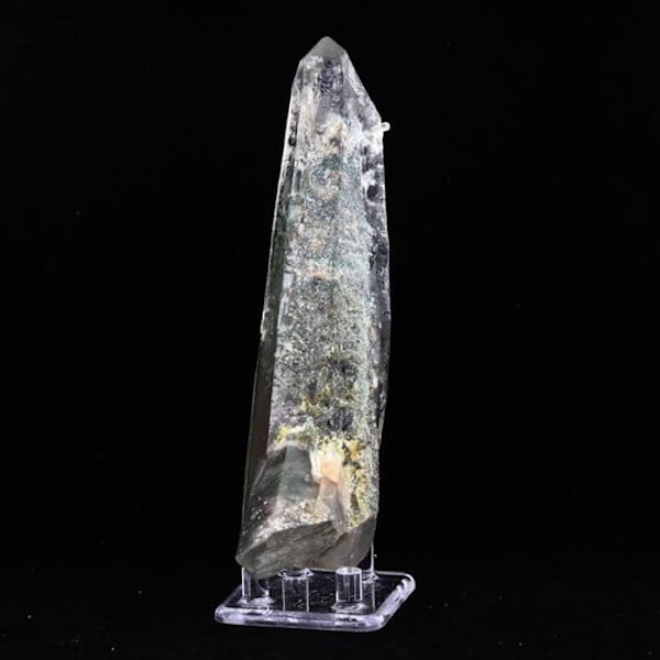 Stenar och mineraler. Fantomkvarts. 1693,0 ct. Brasilien..
