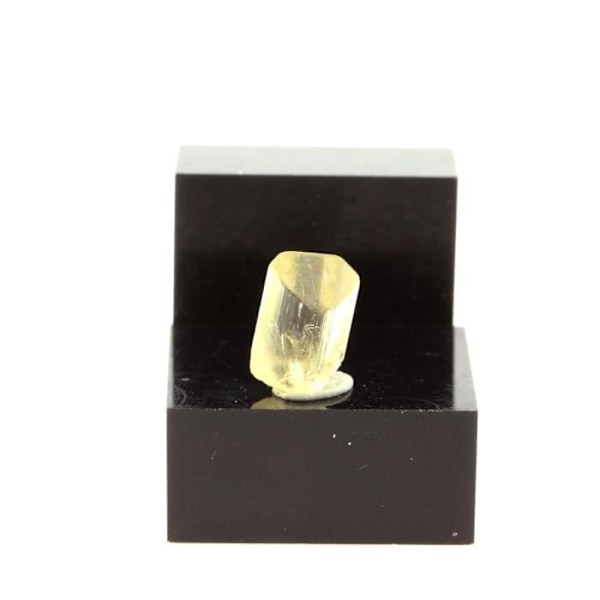 Sten og mineraler. Scapolite. 2,37 ct. Mpwapwa-distriktet, Dodoma-regionen, Tanzania.