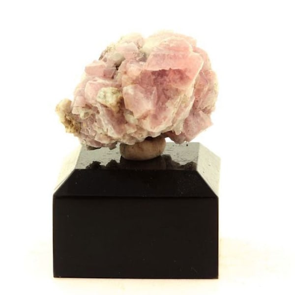 Sten og mineraler. Fluorit. 103,70 øre. Mont-Blanc-massivet (Les Droites), Frankrig.