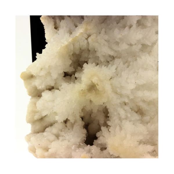 Sten og mineraler. Aragonit. 1356,0 ct. Mexico.