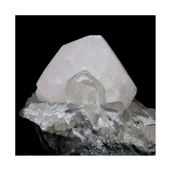 Sten og mineraler. Calcit + Kvarts. 312,5 øre. Maronne, La Garde-en-Oisans, Frankrig.