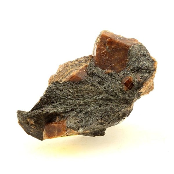 Sten og mineraler. Grossulær granat-Andradite. 137,0 ct. Pyrénées-Orientales, Frankrig.. Röd