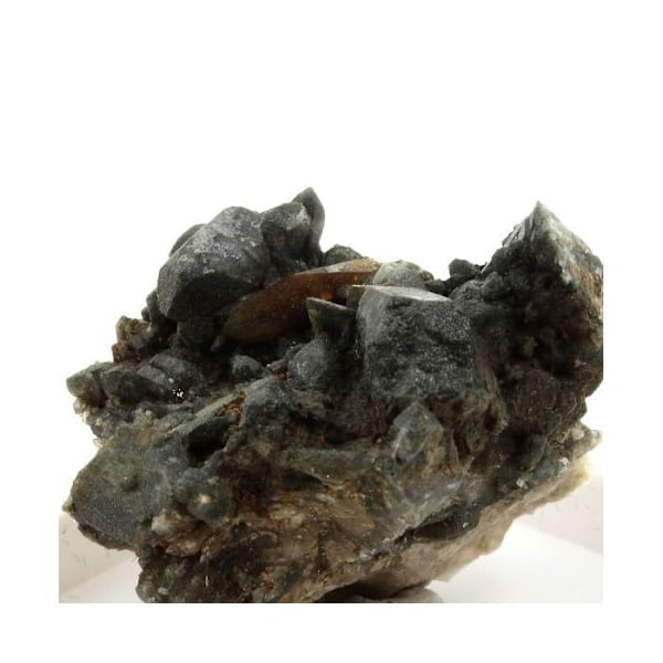 Sten og mineraler. Sphene (Titanit) + Kvarts. 63,6 ct. Col de La Madeleine, Savoie, Frankrig.