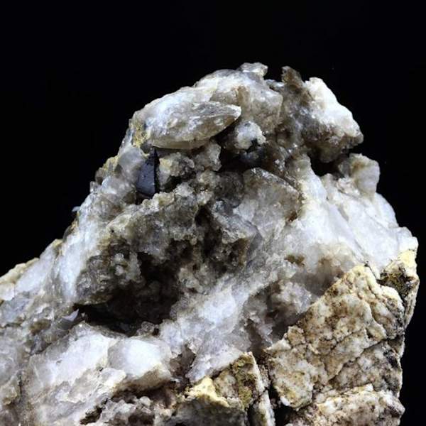 Sten og mineraler. Anatase. 487,0 øre. Col de La Madeleine, Savoie, Frankrig.