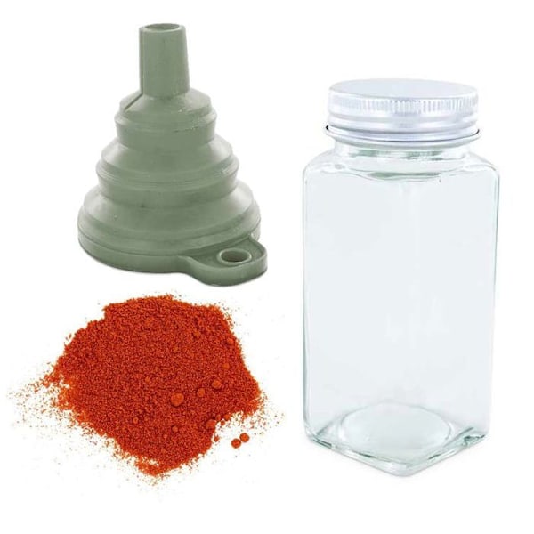 Kryddflaska i pulverform + tratt + rökt paprika 40 g