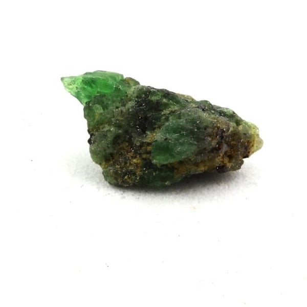 Kivet ja mineraalit. Tsavorite-granaatti. 1,80 ct. Manyaran alue, Tansania.