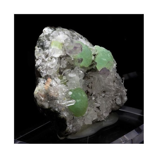 Sten og mineraler. Præhnit, Calcit, Kvarts. 1369,5 ct. Goboboseb Mts, Brandberg, Namibia. Grön