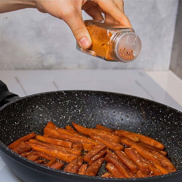 Maustepullo + jauhettu cayenne-pippuri 40 g