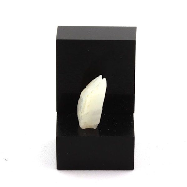 Kivet ja mineraalit. Kuun kivi. 5,38 ct. Meetiyagoda, Sri Lanka.