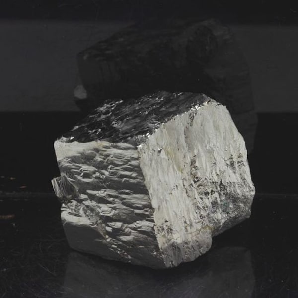 Pierre - Pyrit - 502,70 ct - Navajún - Spanien - Äkthetscertifikat