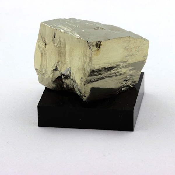 Sten og mineraler. Pyrit. 621,40 øre. Navajún, La Rioja, Spanien.