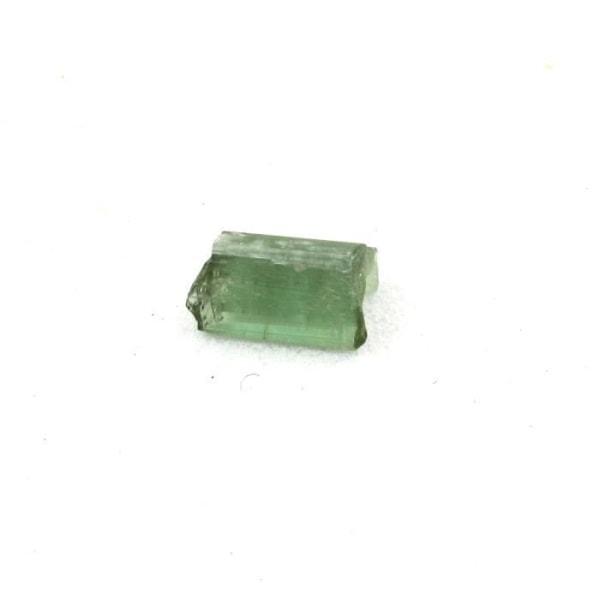 Kivet ja mineraalit. Vihreä turmaliini. 0,73 ct. Paprok, Nuristan, Afganistan.