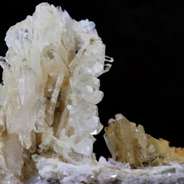 Ame quartz (faden quartz) 1200,4 karat Vit
