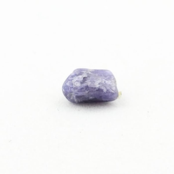 Kivet ja mineraalit. Tansaniitti. 0,500 ct. Merelani Hills, Lelatema Mts, Tansania.