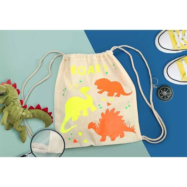 DIY-kit - Anpassa sin lilla dinosauriepåse