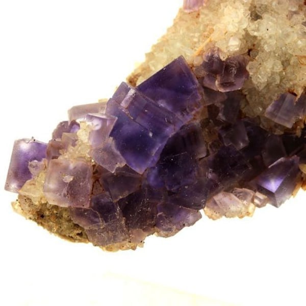 Sten og mineraler. Fluorit + Baryt + Kvarts. 250,0 ct. La Cabaña, Berbes, Asturien, Spanien.