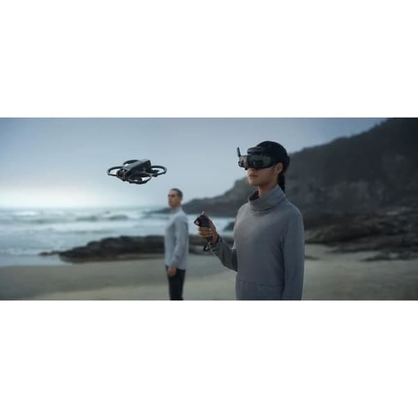 Pakke Drone - DJI - Avata 2 + Stabilizer RC Motion 3 + Goggles 3 + 3 batterier Grå