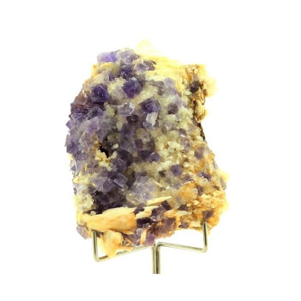 Kivet ja mineraalit. Fluoriitti + bariitti. 676,0 ct. Berbes, Asturias, Espanja.