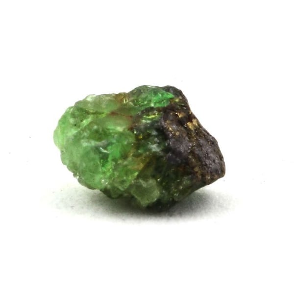 Kivet ja Mineraalit. Tsavorite-granaatti. 2,29 senttiä. Manyaran alue, Tansania.