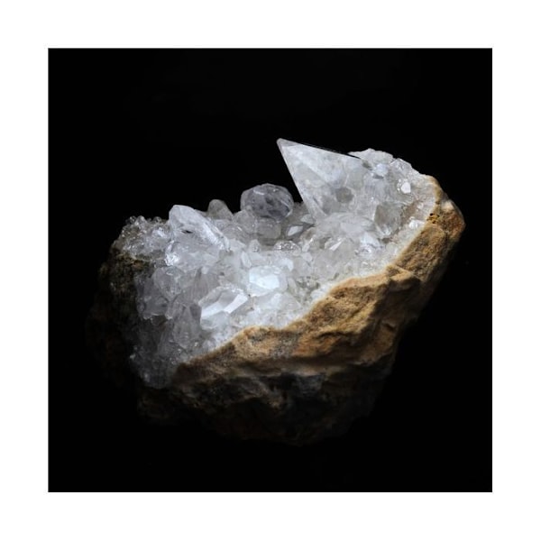 Sten og mineraler. Calcit. 420,5 ct. Pau. Frankrig. Sjælden.