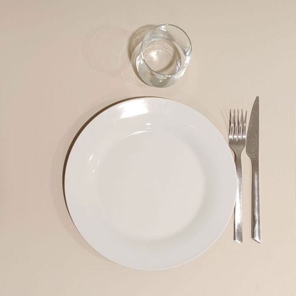 Beige kokoontaitettava pöytä + 2 tuolia terassille Beige