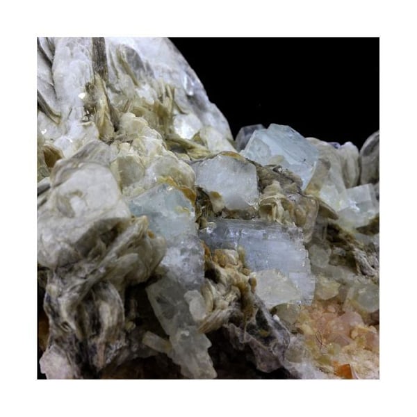 Sten og mineraler. Akvamarin + Muskovit. 936,70 øre. Chumar Bakar, Skardu, Pakistan.