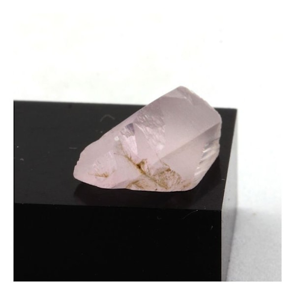 Stenar och mineraler. Kunzitis. 5,67 ct. Konarprovinsen, Afghanistan.