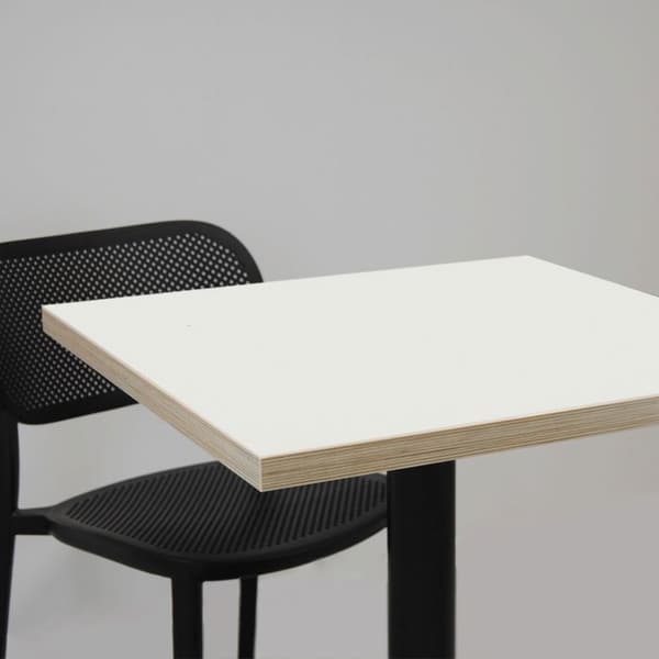 Bord 70 x 70 cm - vit Rom modell med träkanter Vit
