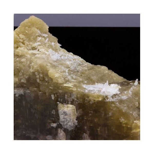 Siderite, Quartz 452,3 karat Flerfärgad