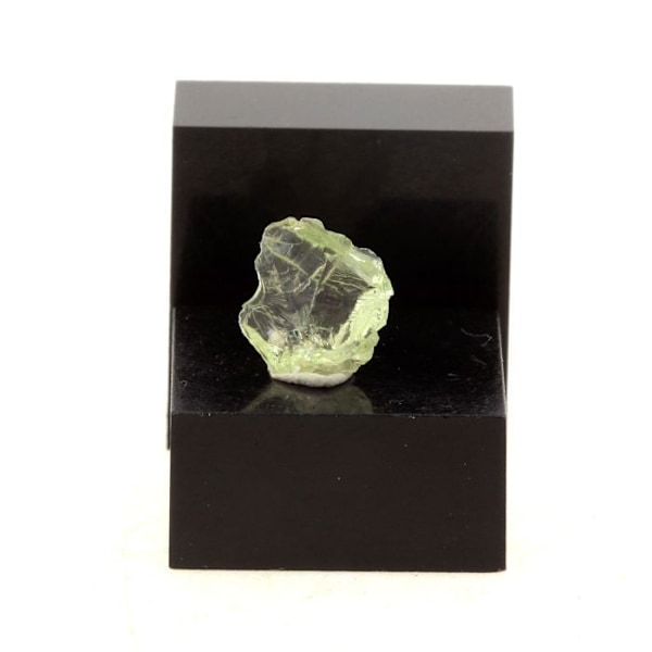Kivet ja mineraalit. Berylli. 1,49 ct. Manyarajärvi, Arushan alue, Tansania.