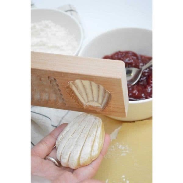 Moule bois biscuits fourrés - SCRAPCOOKING - Petits Biscuits - 3 empreintes - 20x10x2cm Beige