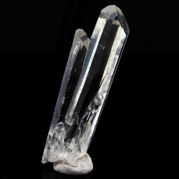 Sten og mineraler. Kvarts. 35,15 ct. La Gardette-minen, Bourg d'Oisans, Isère, Frankrig.