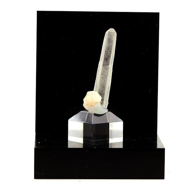 Sten og mineraler. Kvarts + Calcit. 105,5 ct. Chifeng, Indre Mongoliet, Kina.