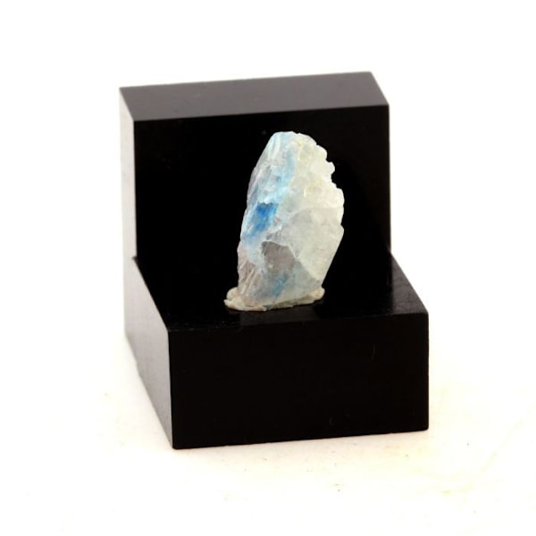 Sten og mineraler. Euklas. 5,80 øre. Parelhas, Rio Grande do Norte, Brasilien.
