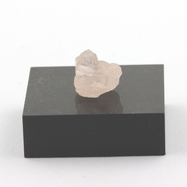 Sten og mineraler. Morganit. 4.815 øre. Afrika.