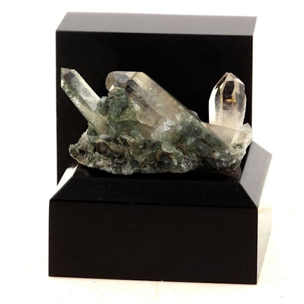 Sten og mineraler. Kvarts + Klorit + Rutil. 75,0 ct. Les Deux Alpes, Oisans, Frankrig.