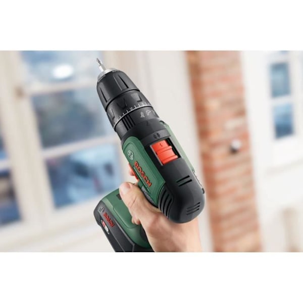 Bosch akku slagboremaskine - UniversalImpact 18 (Leveres med 2 18V-1,5Ah batterier + oplader + bæretaske)