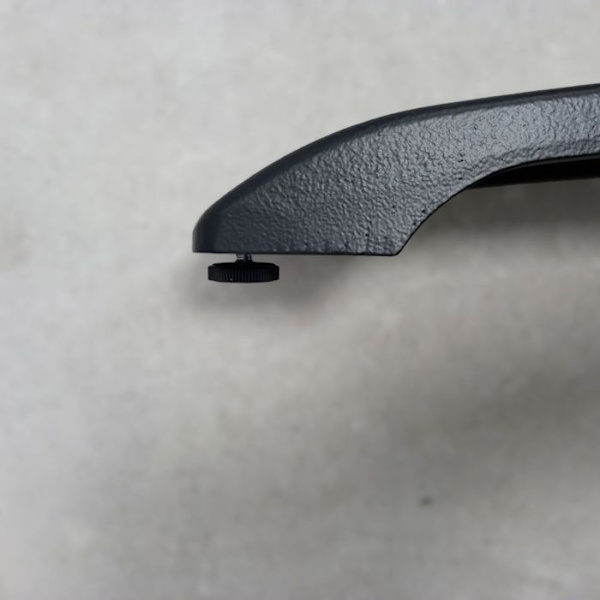 Sort Bazila model base Svart