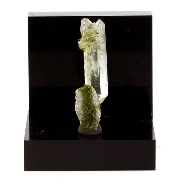 Epidot + Quartz 13,51 karat Flerfärgad