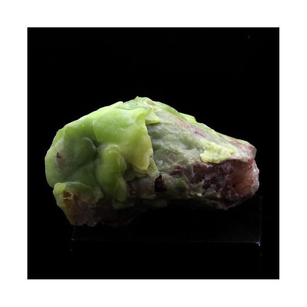 Sten og mineraler. Fosfohedyfan (Polysphaerite). 152,0 øre. Bouillac, Aveyron, Frankrig.