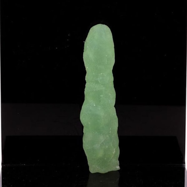 Kivet ja mineraalit. Prehnite. 177,0 senttiä. Diamonkara, Kayes, Mali.
