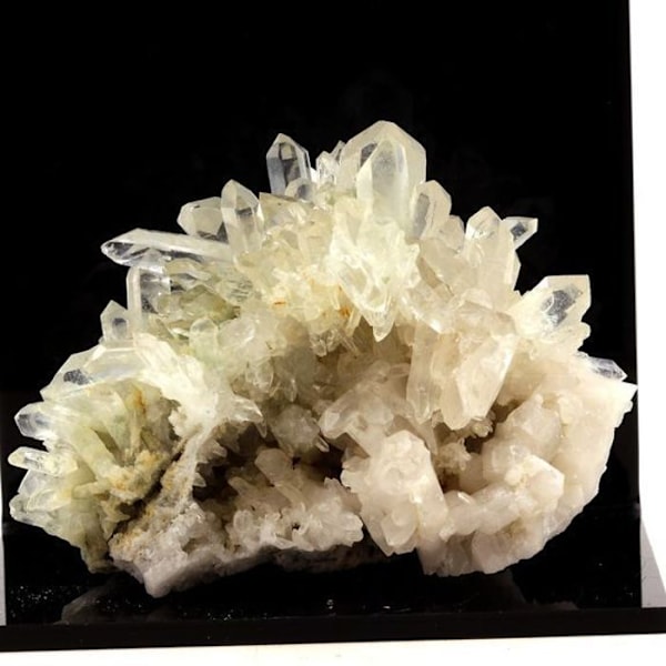 Kivet ja mineraalit. Kvartsi. 920,0 ct. Clavans, Bourg d'Oisans, Ranska.