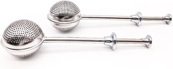 2-delt te-infuser i rustfrit stål med langt håndtag og trykfilter til løs te-FO-