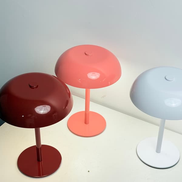 Modern Sladdlös Uppladdningsbar LED-bordslampa för läsning, kontor, studierum och sovrum 1PC Red