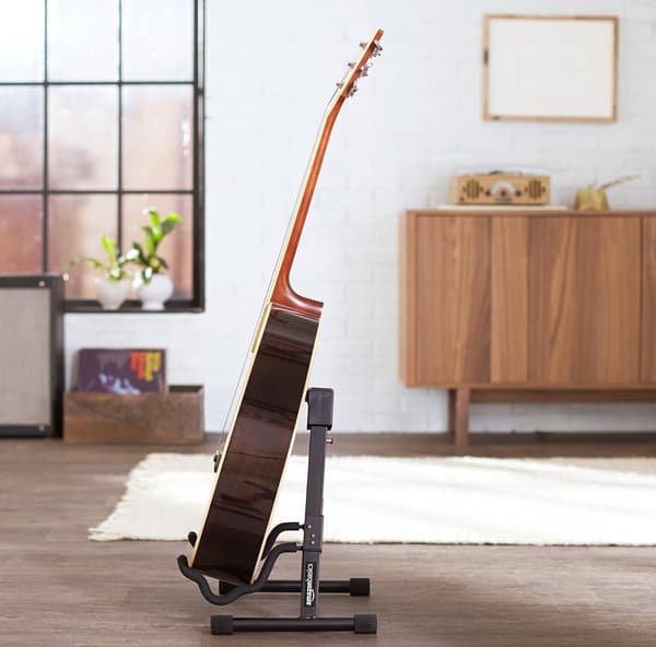 Justerbart guitar foldbart A-formet stativ til akustiske og elektriske guitarer med skridsikker gummi og bløde skumarme, fuldt samlet, sort-FO-