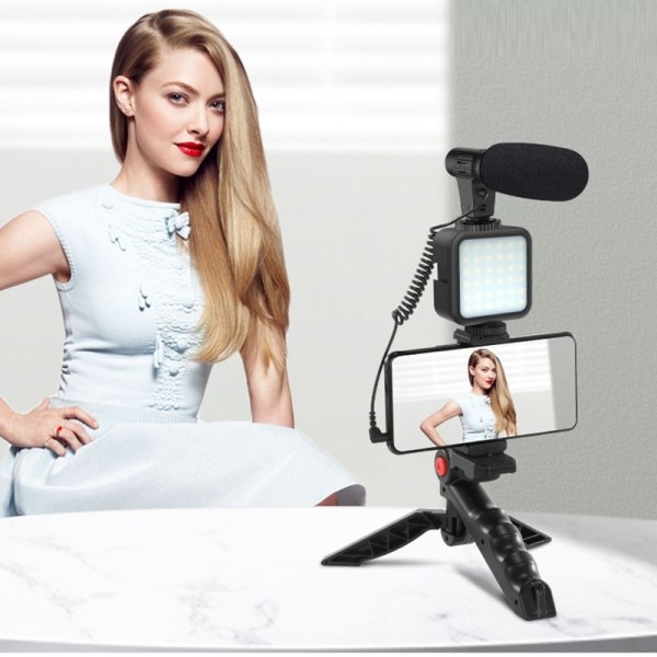 Smartphone Vloggning Video Kit med Stativ Mikrofon LED-ljus Telefonhållare
