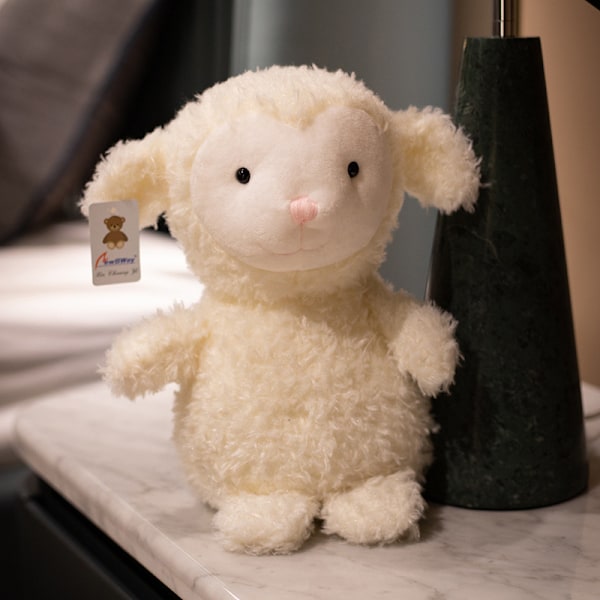 Jellycat pehmolelu sarja kapybara pehmolelu nukke pehmolelu tukkumyynti 20cm curly lamb
