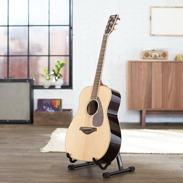 Justerbart guitar foldbart A-formet stativ til akustiske og elektriske guitarer med skridsikker gummi og bløde skumarme, fuldt samlet, sort-FO-