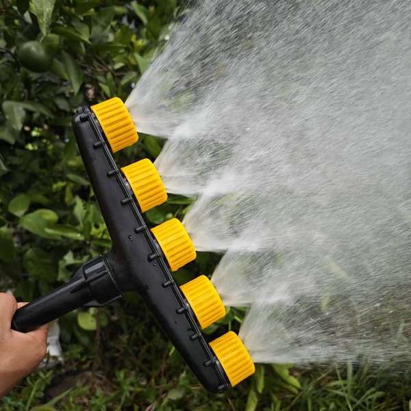 Multi-hoved havevandingssprinklerdyse til slange Not provided 5-head spray gu