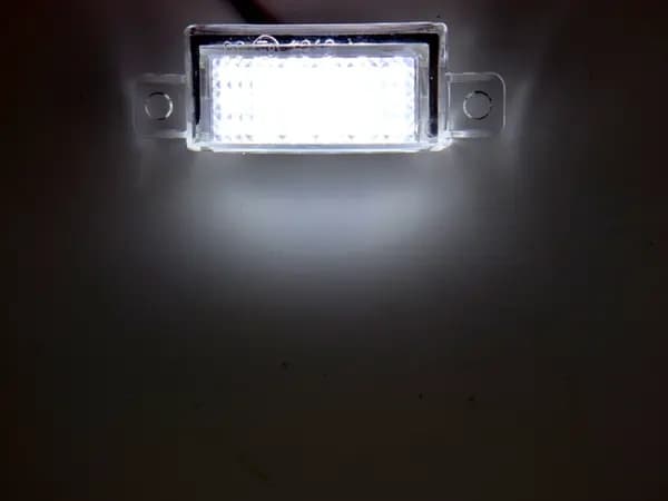 Volvo 745 765 945 965 skiltlys styling nummerskilt LED_Super gave